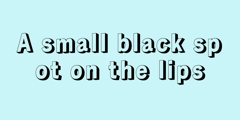 A small black spot on the lips