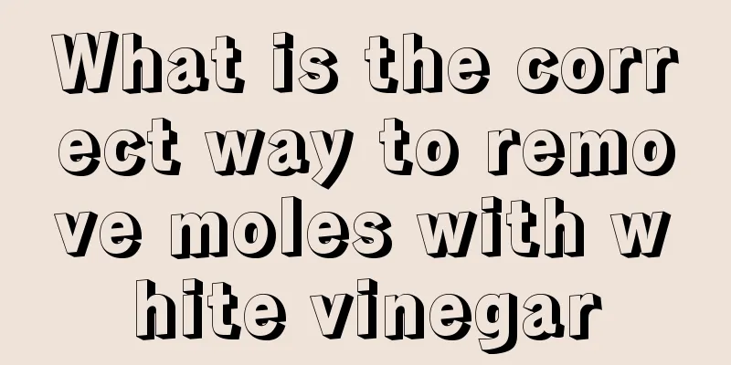 What is the correct way to remove moles with white vinegar