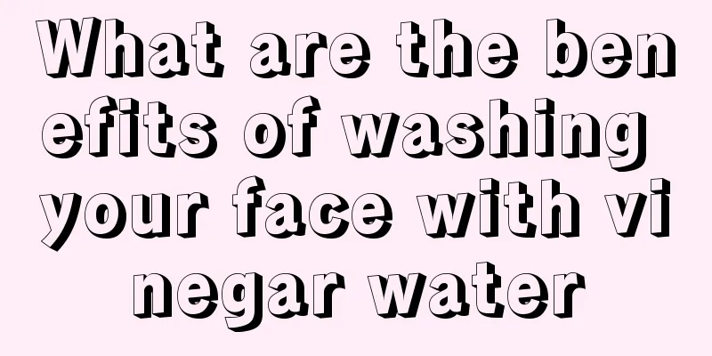 What are the benefits of washing your face with vinegar water